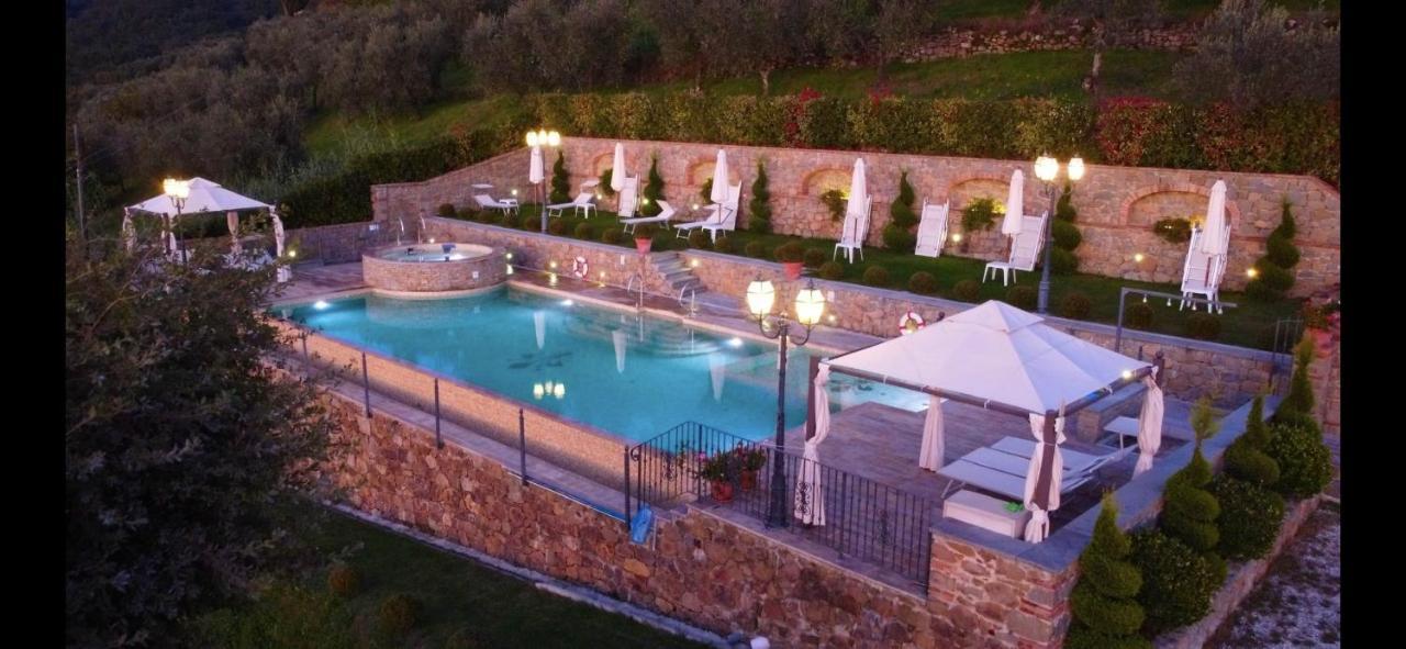 Borgo Dei Gigli Villa Lamporecchio Luaran gambar