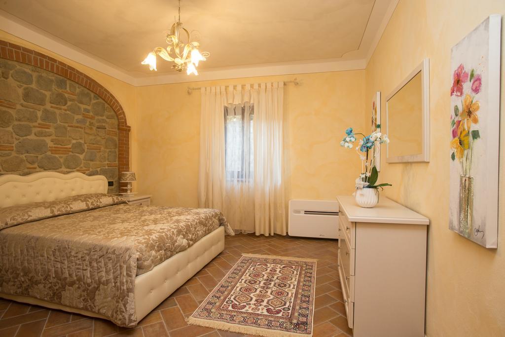 Borgo Dei Gigli Villa Lamporecchio Luaran gambar