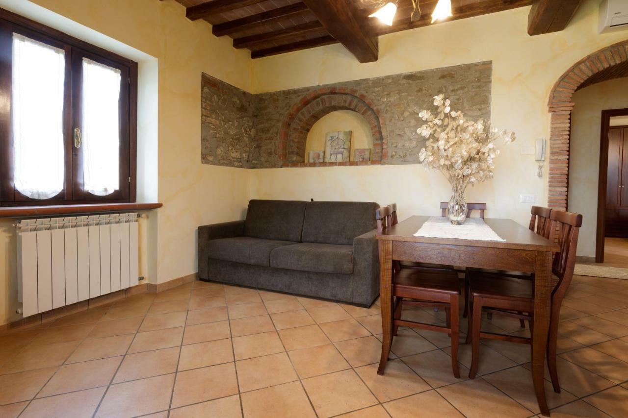 Borgo Dei Gigli Villa Lamporecchio Luaran gambar